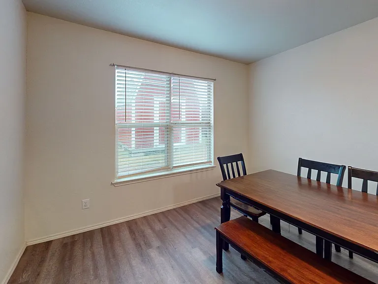 2703 Tara Dr — Photo 9