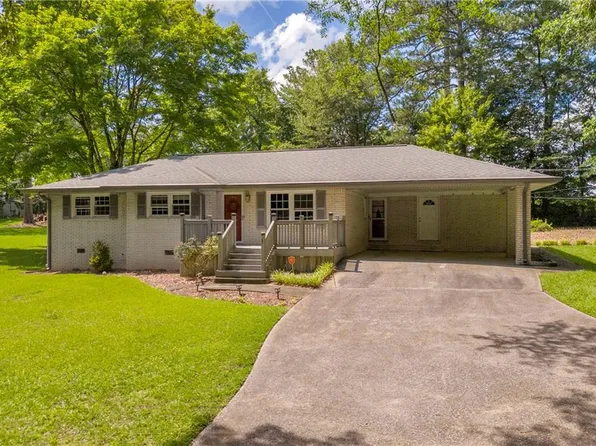 2164 Old Rex Morrow Rd, Morrow, GA 30260