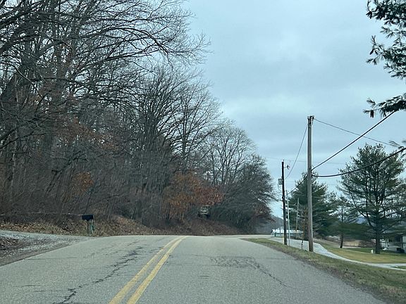 4th image of 795 Blue Valley Rd SE
