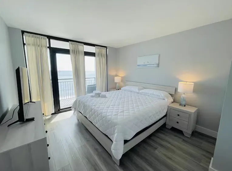 3000 N Ocean Blvd #705 — Photo 9