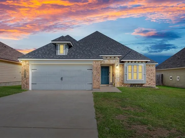 10836 Burnham Dr, Waco, TX 76708