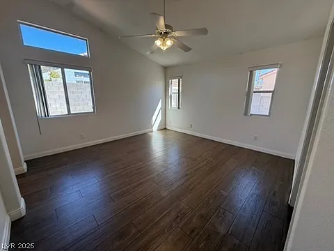 4 bed, 2.0 bath, 1841 sqft, $2,200 — Photo 3