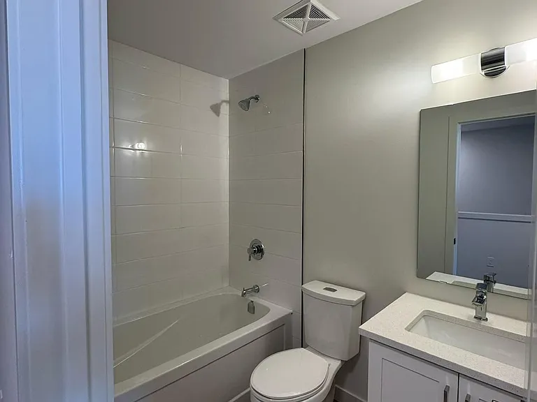 824 Woolwich St #163 — Photo 9