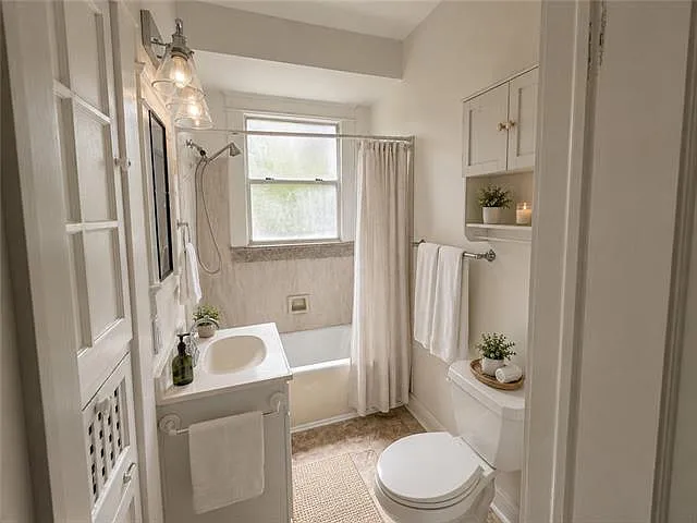 838 Weiblen Pl — Photo 6