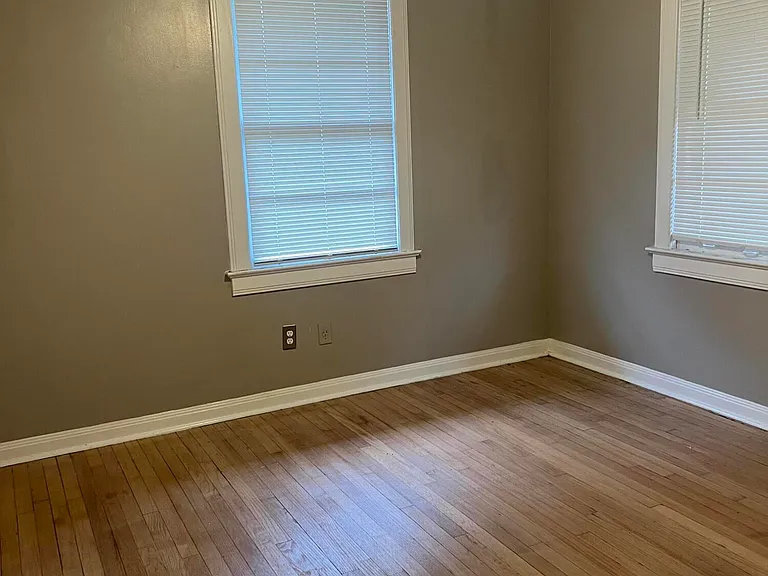 135 Oakcrest Dr — Photo 15