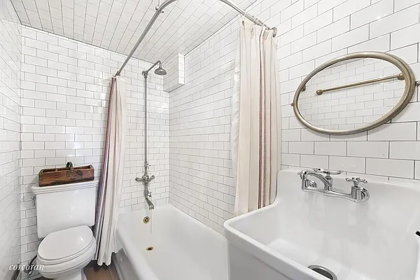 Rented by Corcoran | media 4