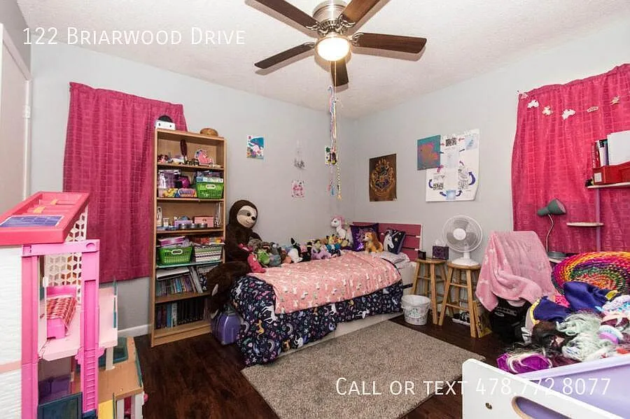 Building Photo - 122 Briarwood Dr
