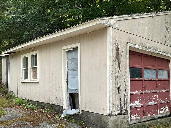 4th image of 113 Pleasant Hill Road