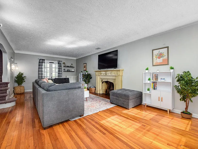 3623 Antisdale Ave — Photo 3