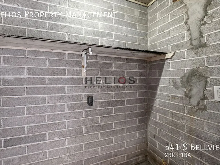 541 S Bellview — Photo 17