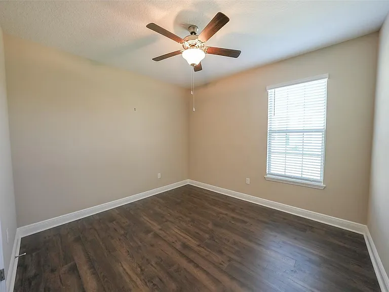 16284 Admirals Cove Ln — Photo 22