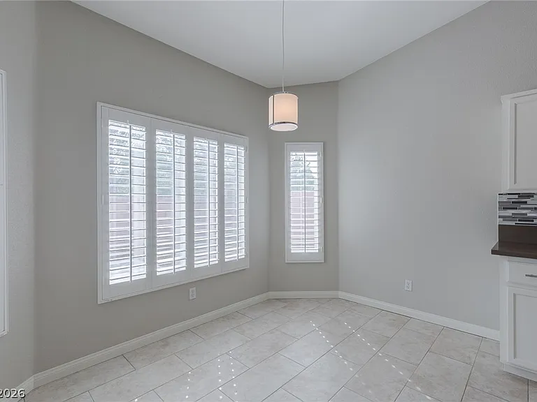 4029 Genoa Dr — Photo 16