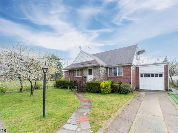 13-10 Alexander Ave, Fair Lawn Boro, NJ 07410