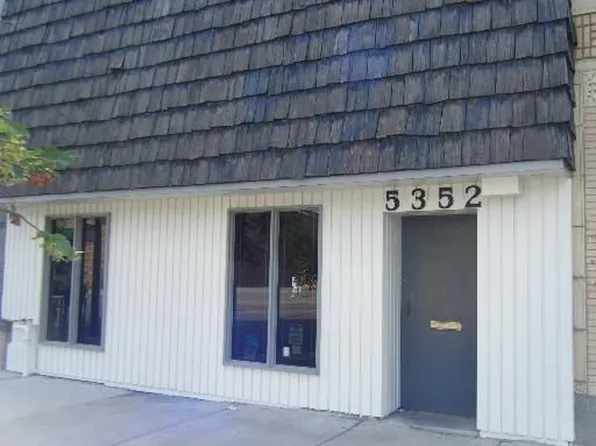 5352 N Broadway St, Chicago, IL 60640