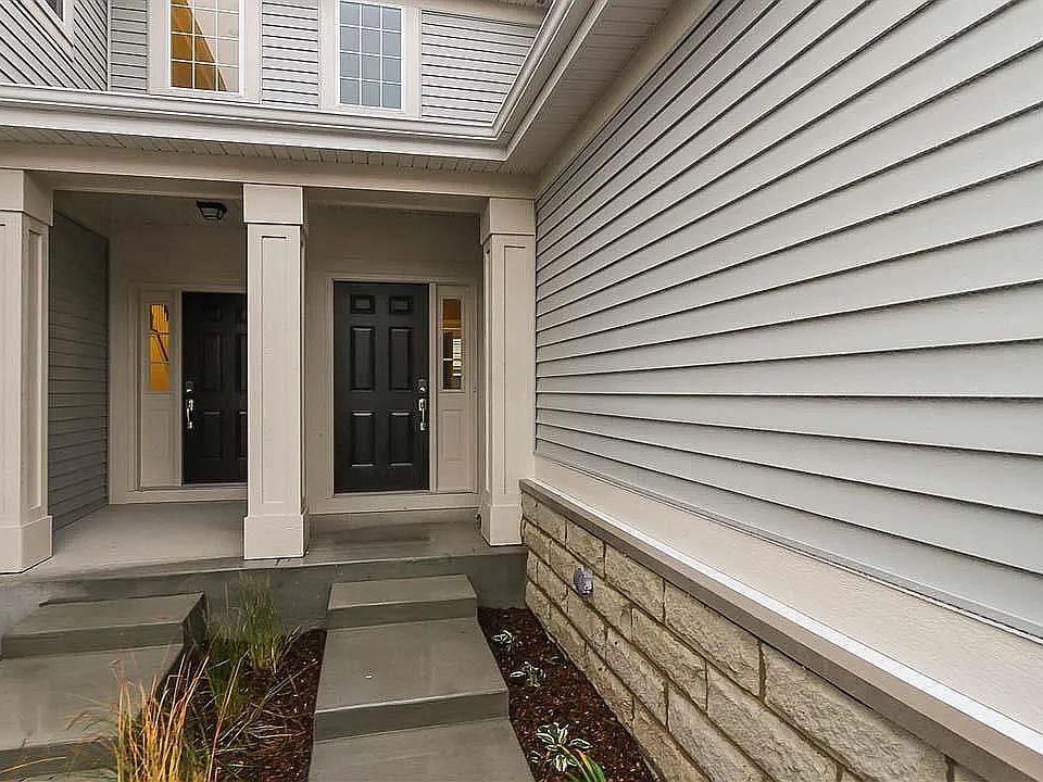 1st image of 2972 Henley Ln