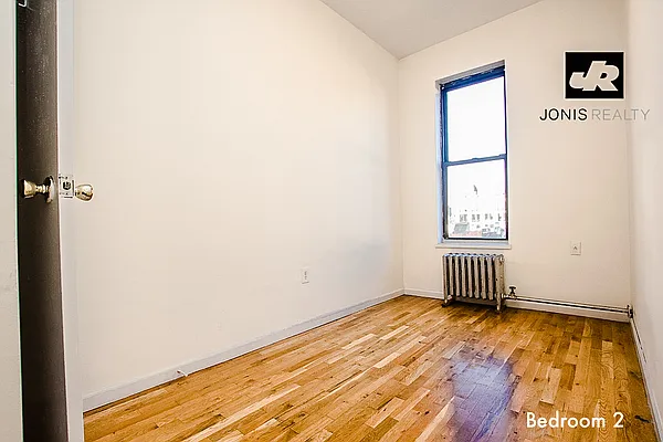Rented by Jonis Realty | media 11
