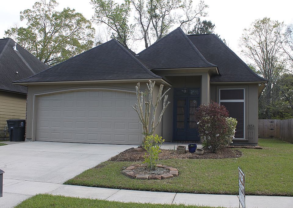 1st image of 8808 Magnolia Leaf Ave