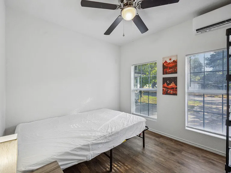 Palmer Dr — Photo 1