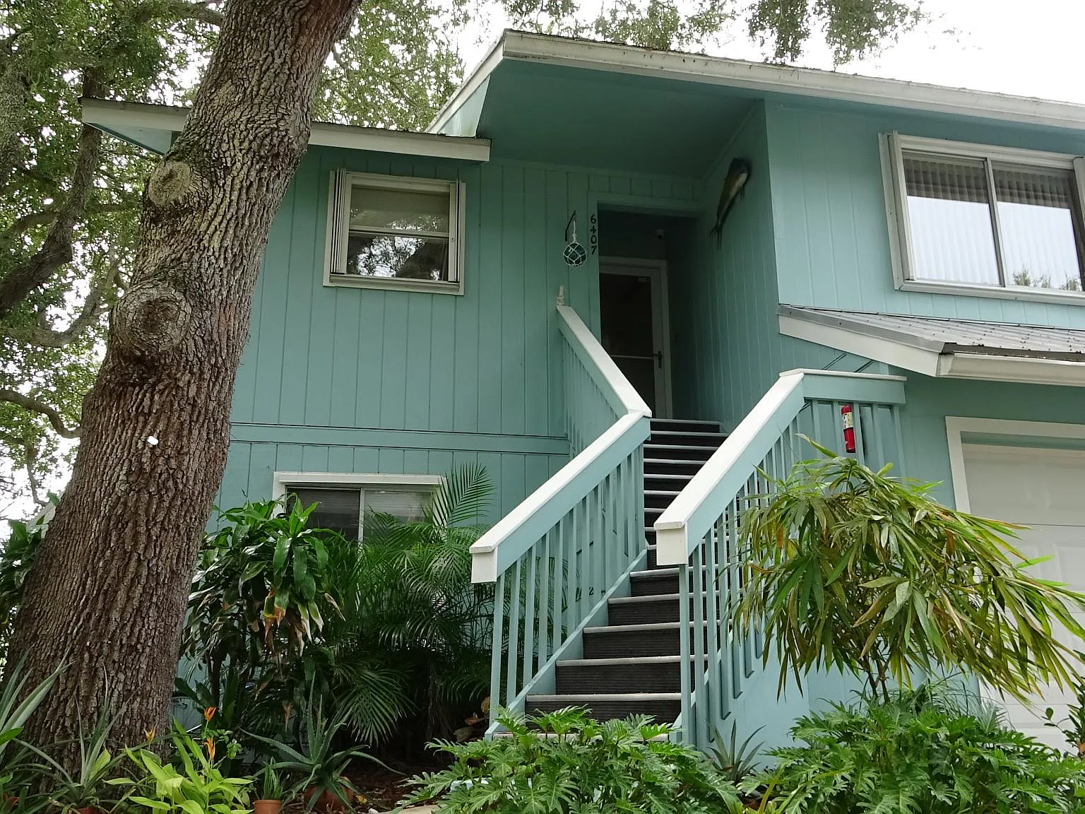 6407 River Run Dr — Photo 2
