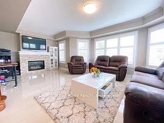 3192 Munson Cres — Photo 4