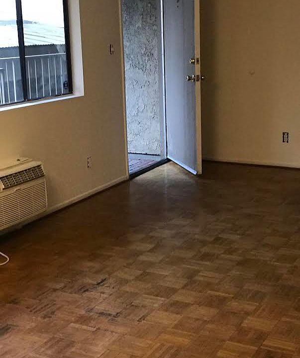 entrance door area in living room