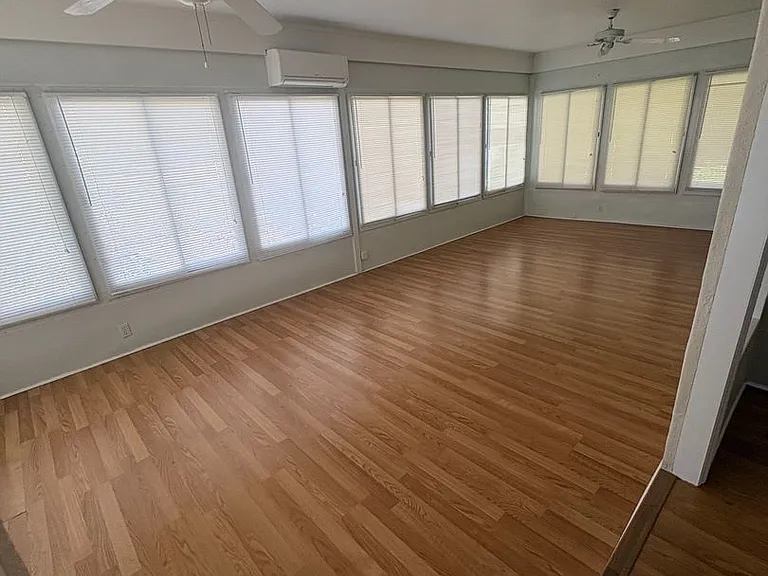 8439 Pavilion Dr — Photo 6
