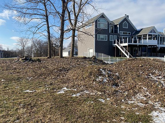 4th image of 4071 Woodcliff S