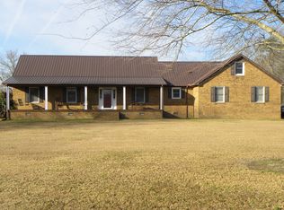 540 Willie Hatcher Rd, Chinquapin, NC 28521