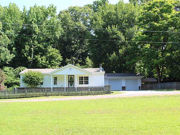 2nd image of 82 Lime Ln