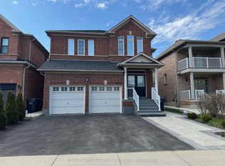 3439 Artesian Dr, Mississauga, ON L5M 7K3