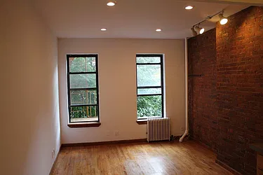 Rented by Chartwell Manhattan Realty