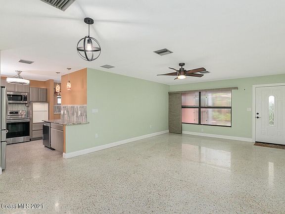 4th image of 238 S Orlando Ave