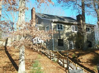 107 Lakeview Ave, Bellingham, MA 02019