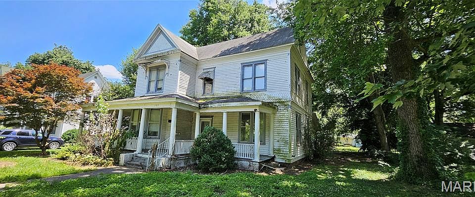 1st image of 305 E Cypress St