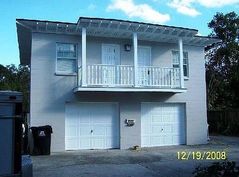 2nd image of 727 Edgewater Dr