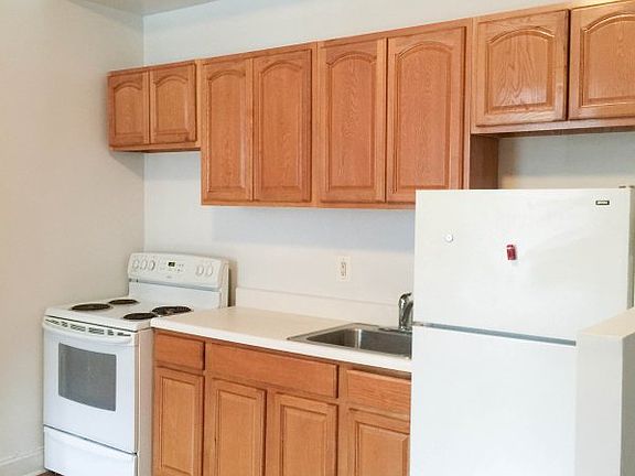 2nd image of 1949 A C Powell Blvd APT A3