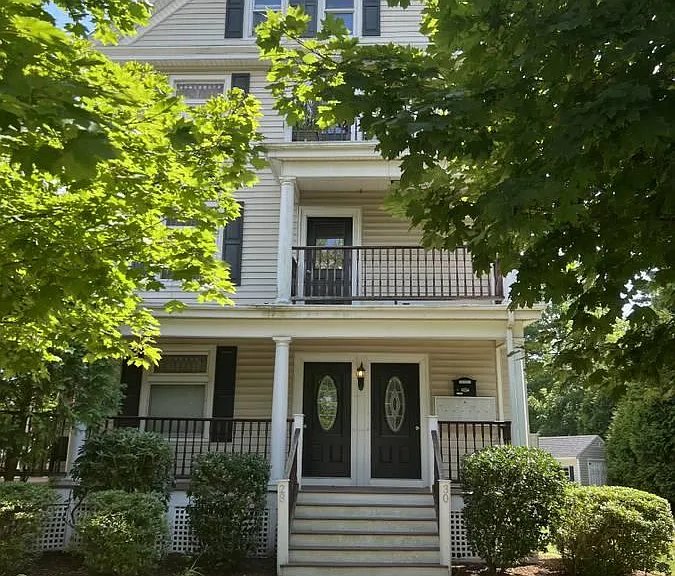 28 Church St #3 — Photo 1