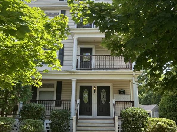 28 Church St APT 3