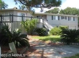 739 Marlin Dr, Saint Helena Island, SC 29920