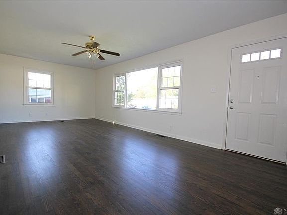 4th image of 715 Southline Dr