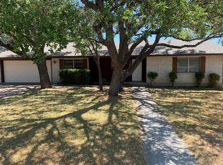 105 Timber Ln, Kerrville, TX 78028
