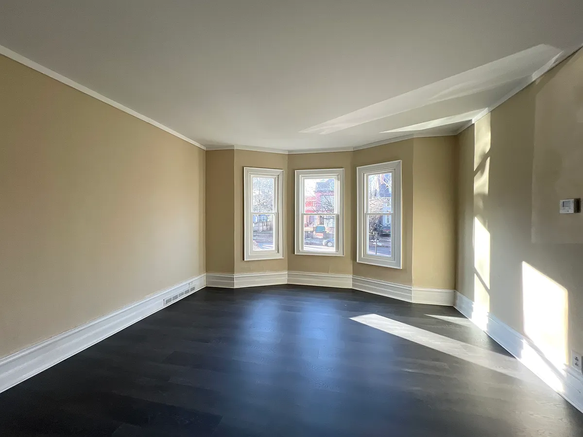 Living room - 43 Norwood Ave #1