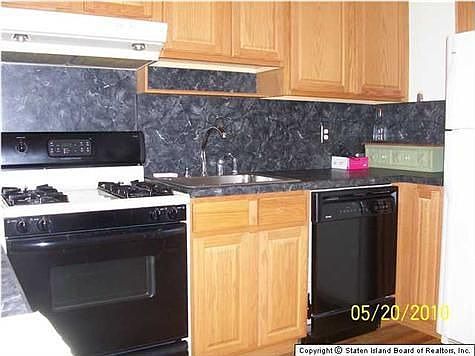 2nd image of 6 Delmar Ave APT J