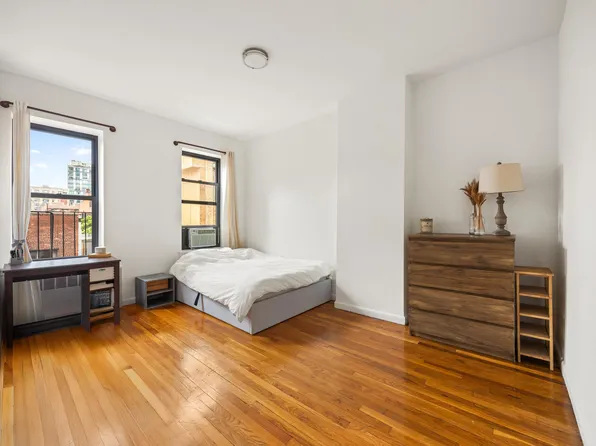 421 East 82nd Street 1 image 3 of 17