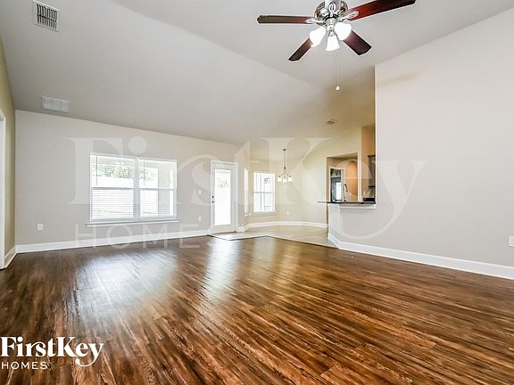 4th image of 243 Brookshire Dr