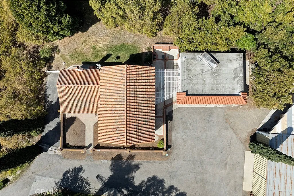 3 bed, 3160 sqft, $7,500 — Photo 4