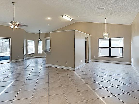 3rd image of 1456 Woodfield Oaks Dr