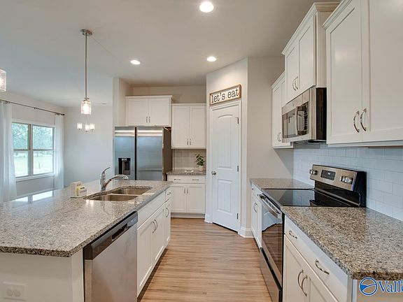 5th image of 9119 Monteagle Blvd