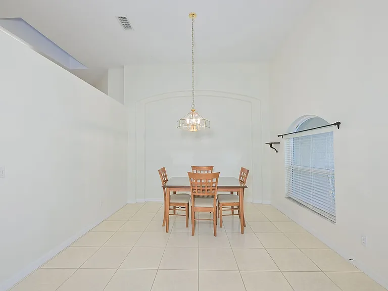 1147 Timber Trace Dr — Photo 7