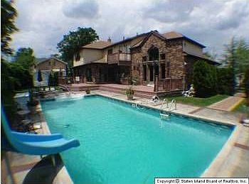 2nd image of 4785 Likini St